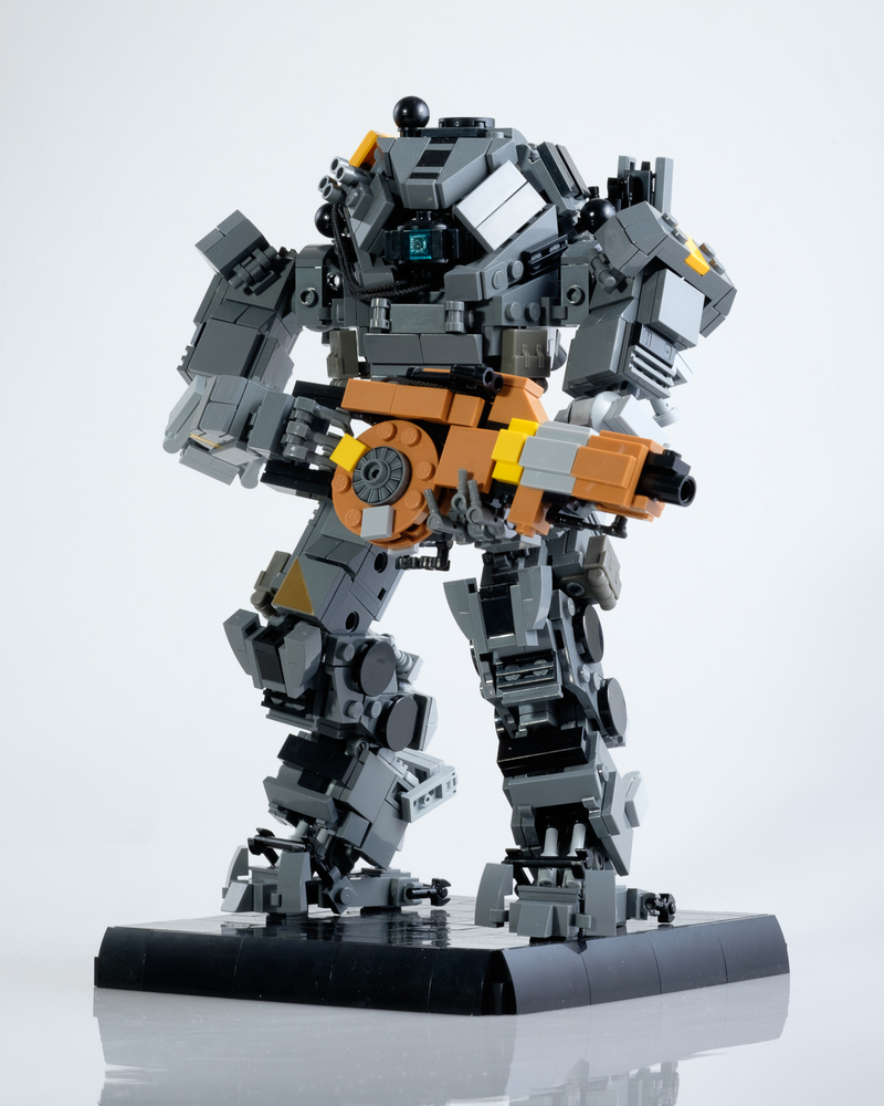 Illustration for article titled Custom Titanfall LEGO Is Great